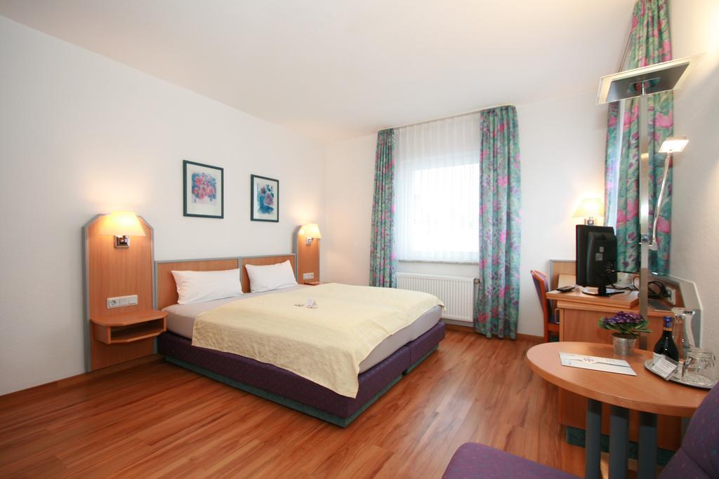 Hotel Ambiente Lich Eksteriør billede